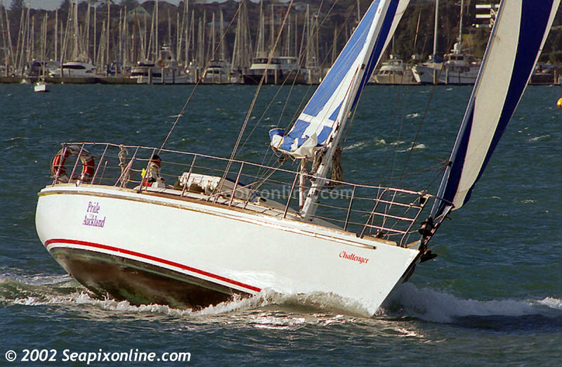 Challenger (Pride of Auckland) ID 322